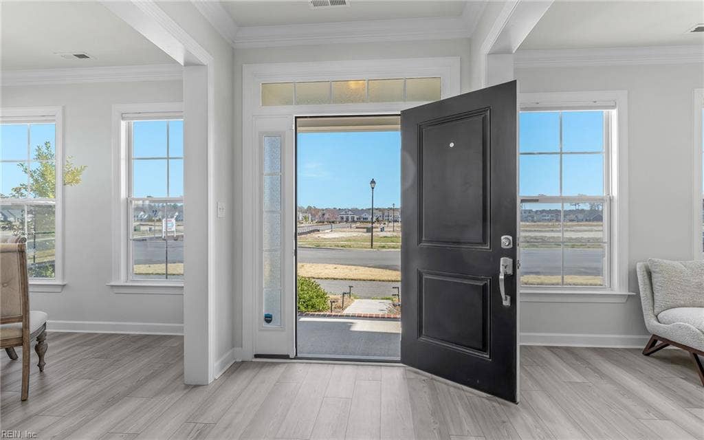 2216 Hampton Roads Parkway, Chesapeake, VA 23321