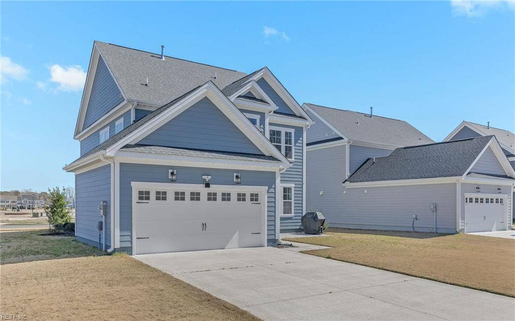 2216 Hampton Roads Parkway, Chesapeake, VA 23321