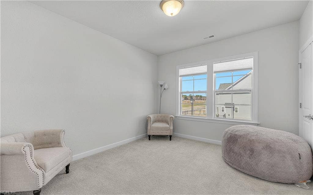 2216 Hampton Roads Parkway, Chesapeake, VA 23321
