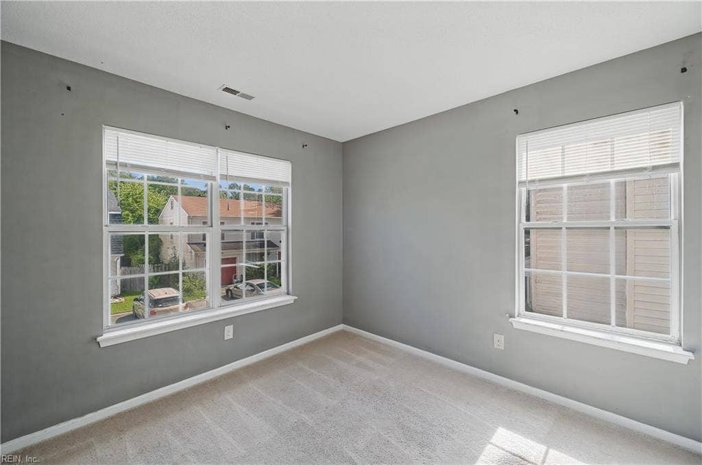 609 McLaw Drive, Newport News, VA 23608 609 McLaw Drive, Newport News, VA 23608