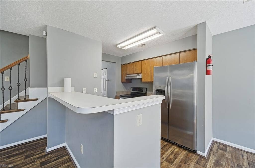609 McLaw Drive, Newport News, VA 23608 609 McLaw Drive, Newport News, VA 23608