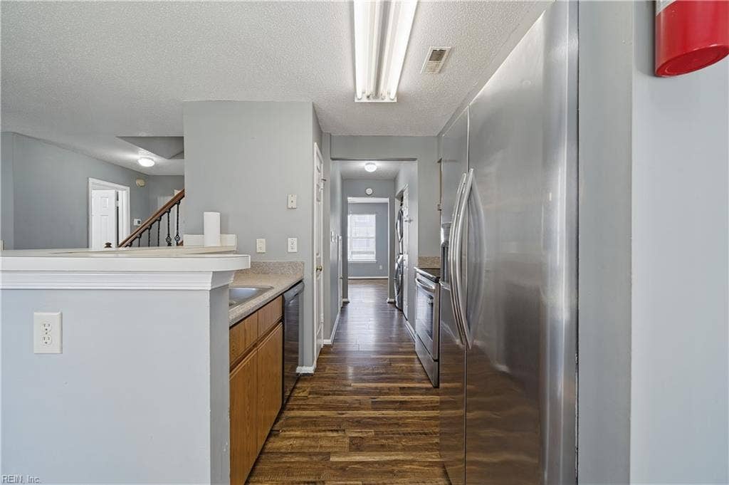 609 McLaw Drive, Newport News, VA 23608 609 McLaw Drive, Newport News, VA 23608