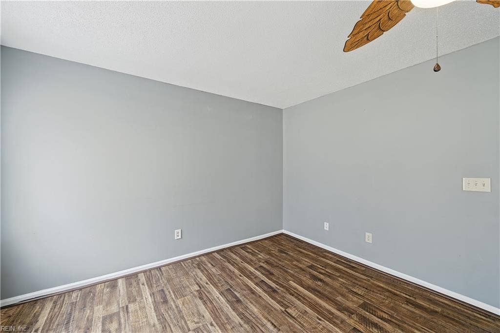 609 McLaw Drive, Newport News, VA 23608 609 McLaw Drive, Newport News, VA 23608