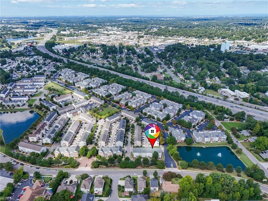 4804 Almandine Avenue, Virginia Beach, VA 23462 COMMUTE TO OCEANFRONT, I264 AND MILITARY BASES!