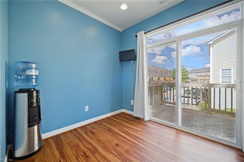 4804 Almandine Avenue, Virginia Beach, VA 23462 DINING CAFE AREA: APPROX: 10X14 (SEE FLOOR PLAN)