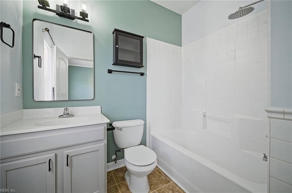 4804 Almandine Avenue, Virginia Beach, VA 23462 BEDROOM 2 FULL BATH WITH SHOWER/TUB.