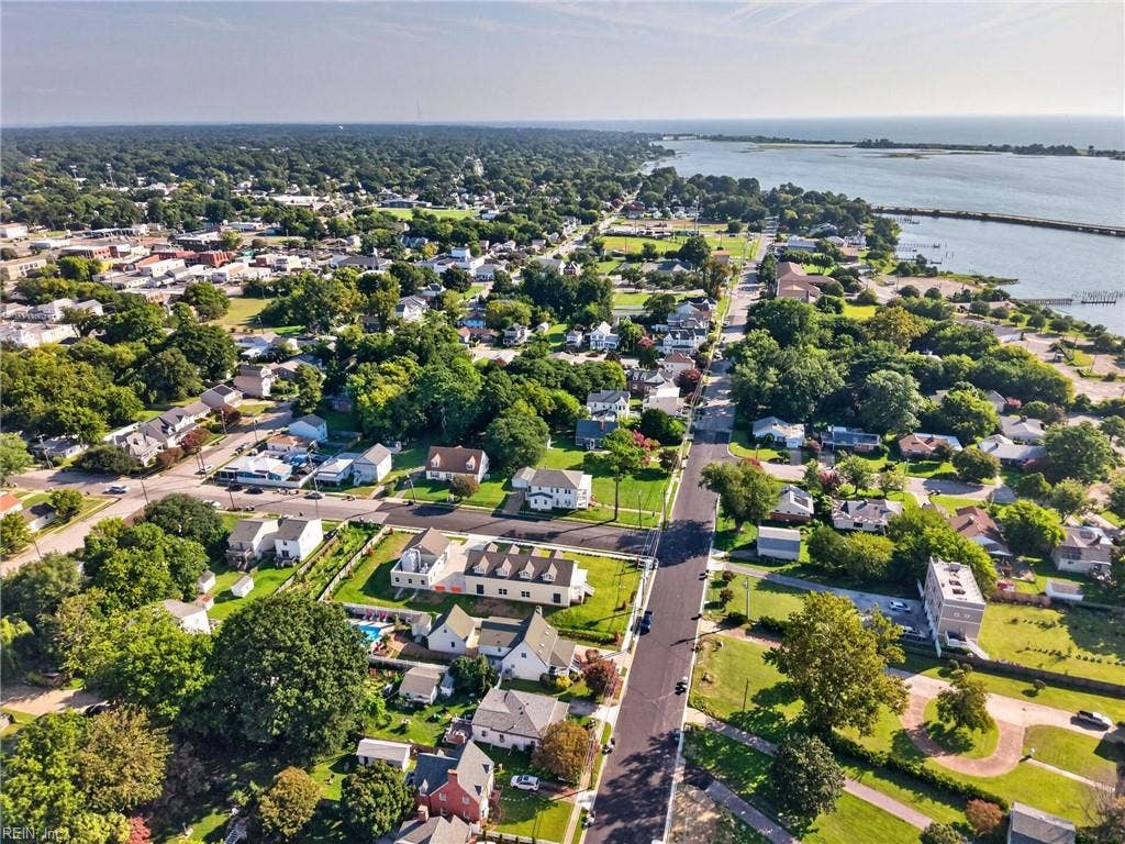 310 S Willard Avenue, Hampton, VA 23663