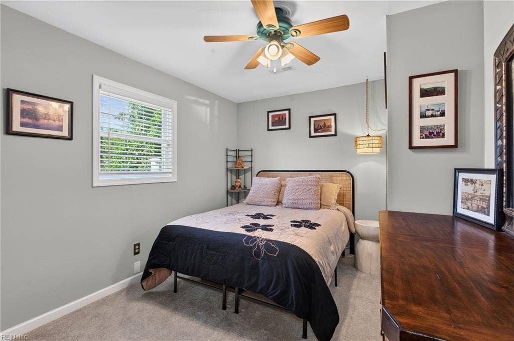310 S Willard Avenue, Hampton, VA 23663