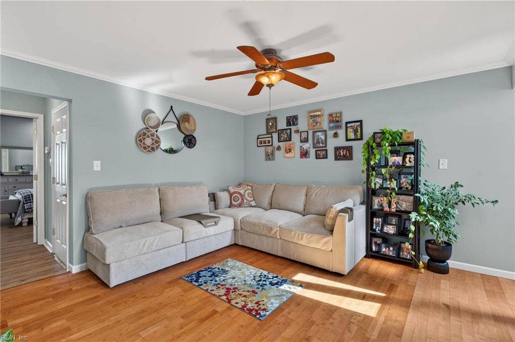 310 S Willard Avenue, Hampton, VA 23663