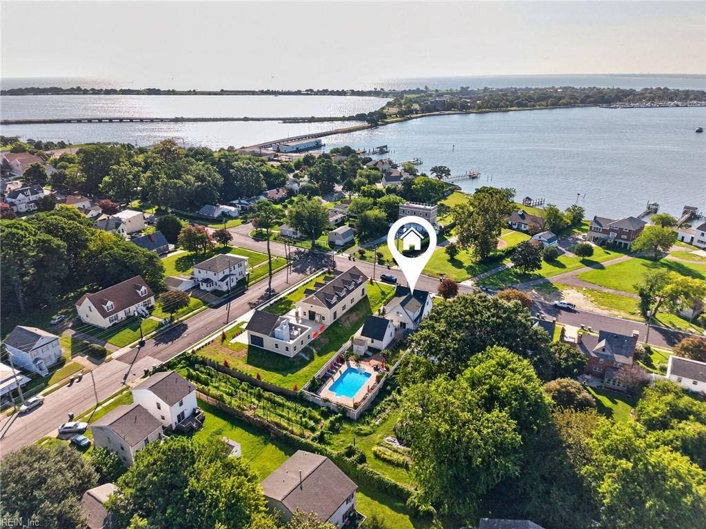 310 S Willard Avenue, Hampton, VA 23663