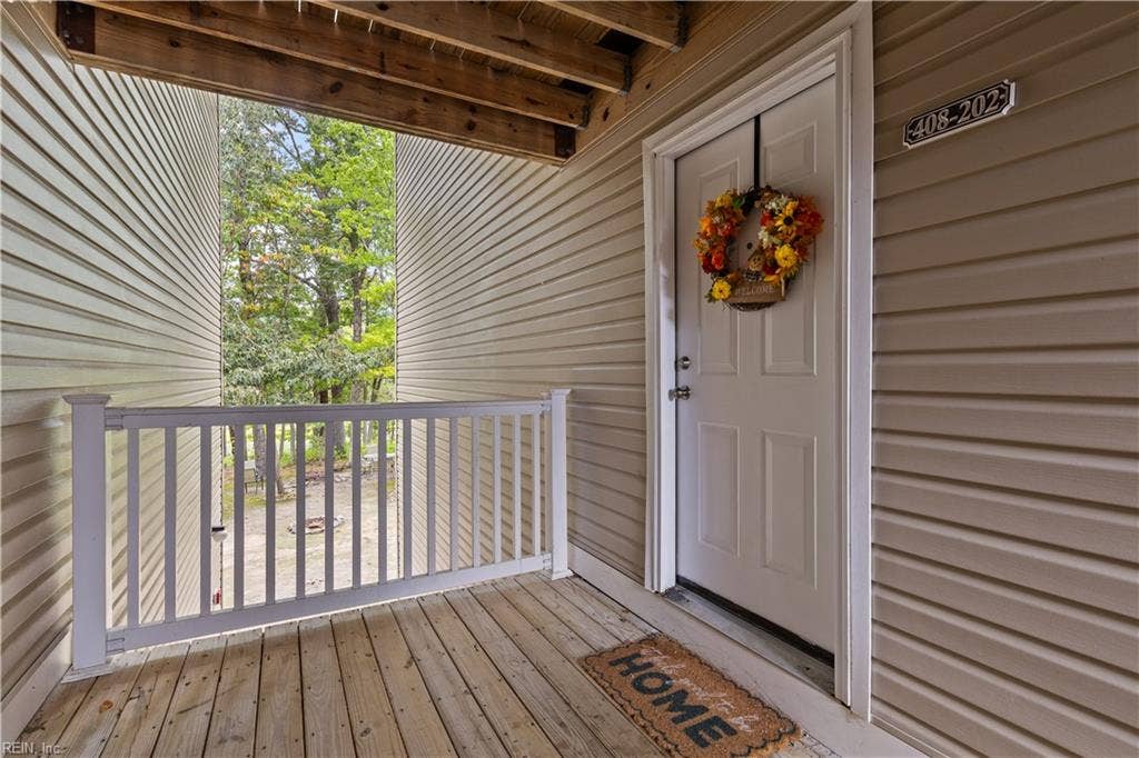 Second floor, front door entrance
