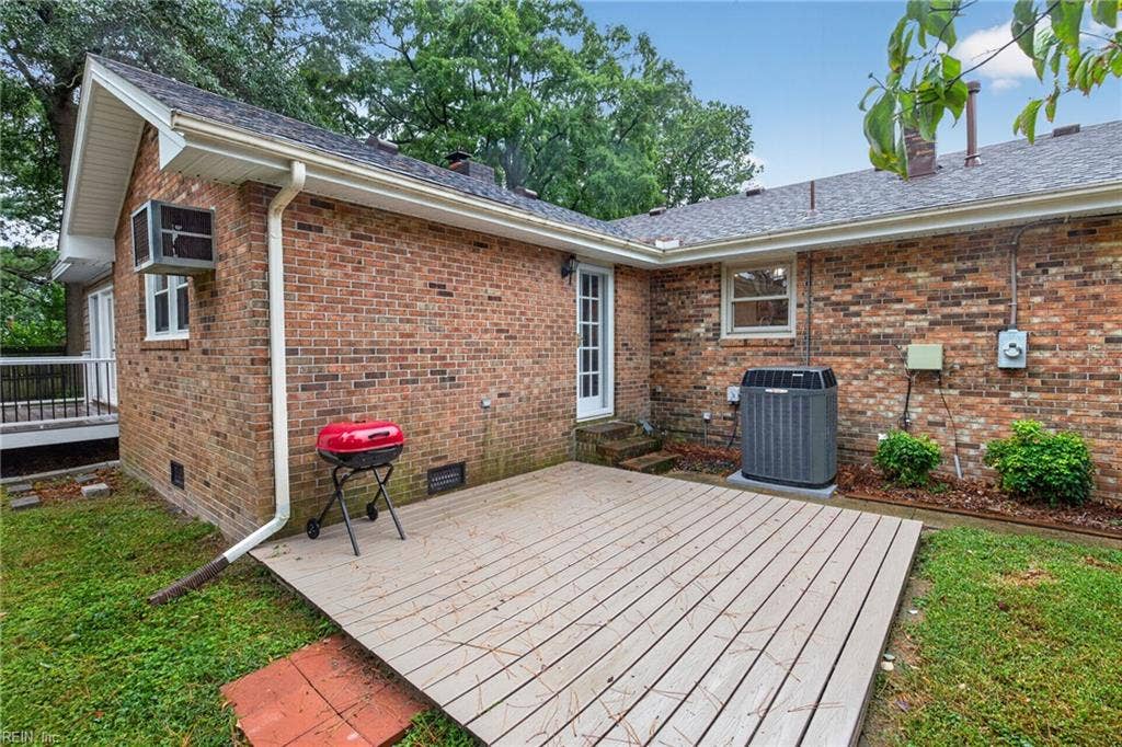 5333 Academy Road, Point O View, Virginia Beach, VA 23462 5333 Academy Road, Point O View, Virginia Beach, VA 23462