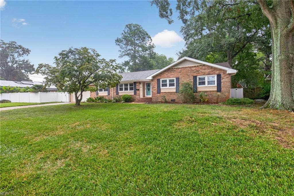 5333 Academy Road, Point O View, Virginia Beach, VA 23462 5333 Academy Road, Point O View, Virginia Beach, VA 23462