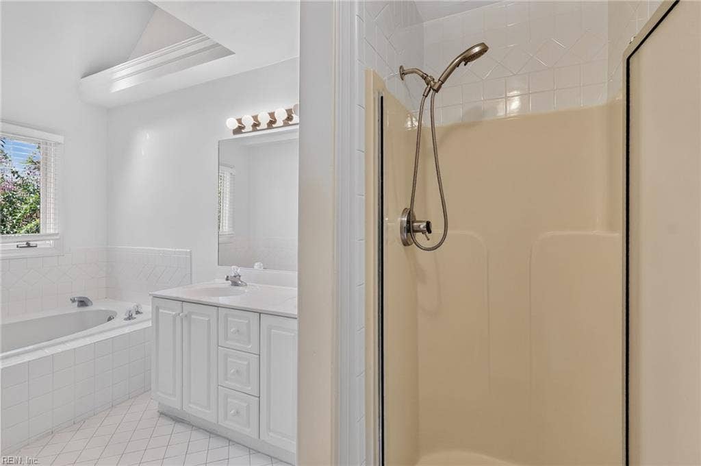 1705 Pilgrims Mews, Virginia Beach, VA 23455 1705 Pilgrims Mews, Virginia Beach, VA 23455