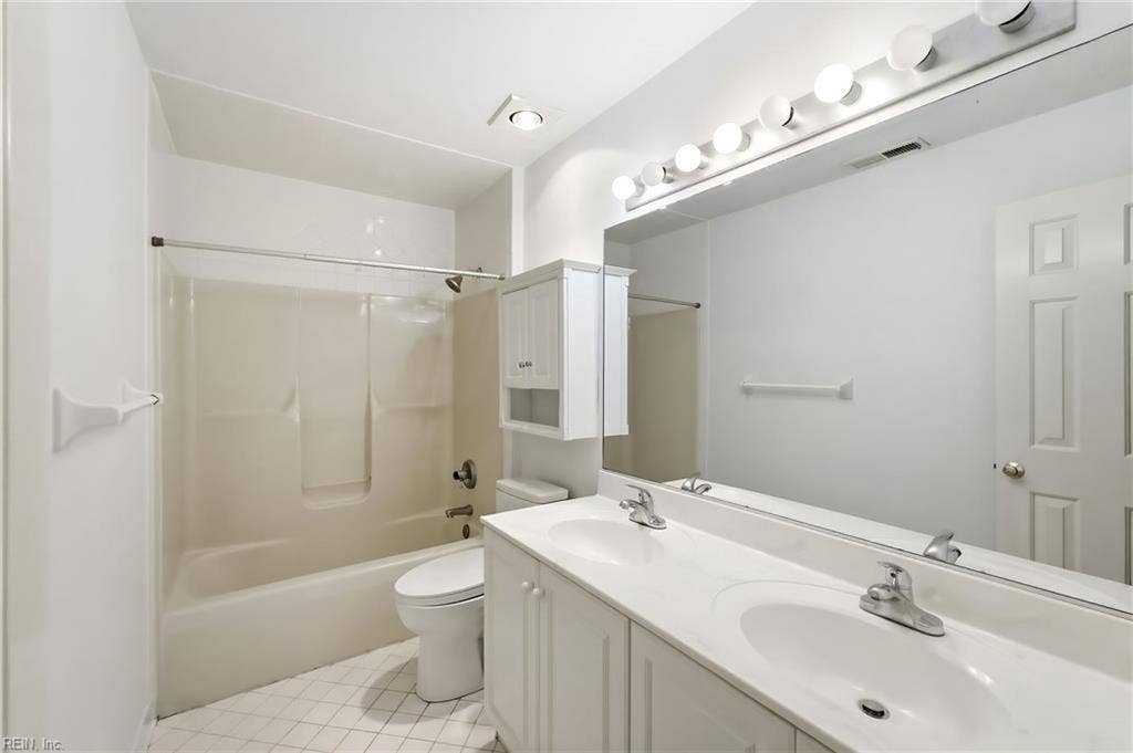 1705 Pilgrims Mews, Virginia Beach, VA 23455 1705 Pilgrims Mews, Virginia Beach, VA 23455