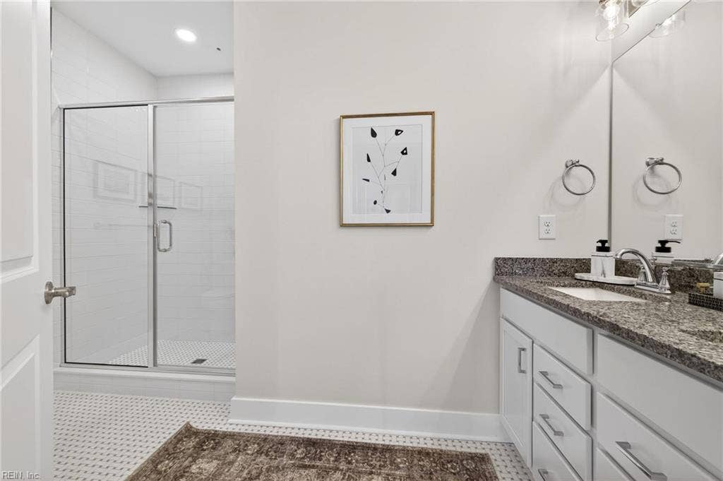 1008 Gadsby Lane, Williamsburg, VA 23185 1008 Gadsby Lane, Williamsburg, VA 23185