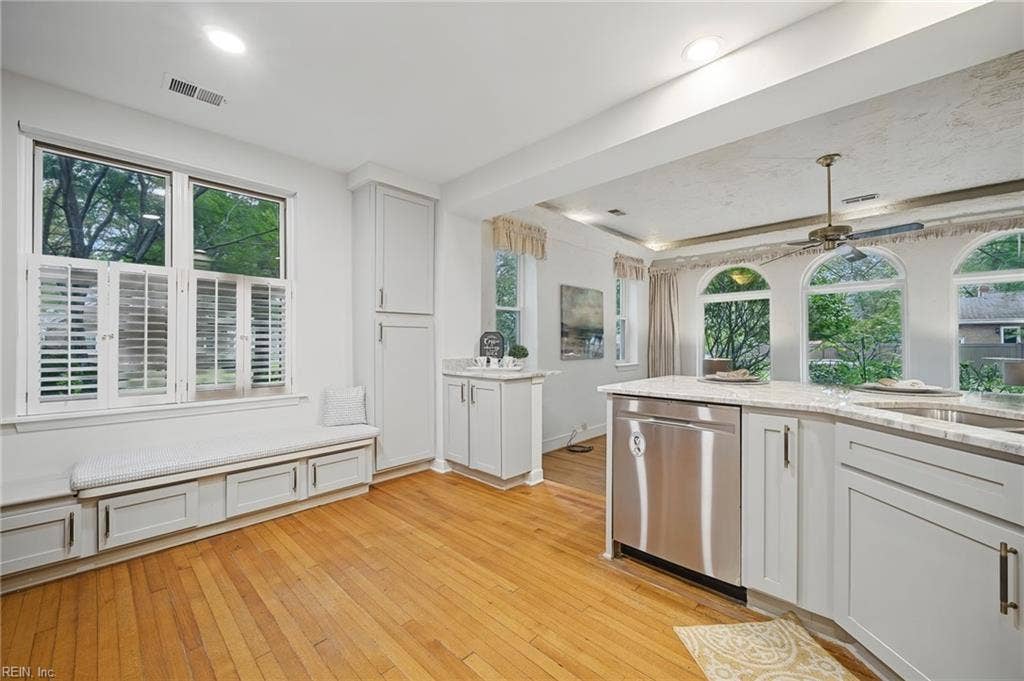 1101 Lexan Avenue, Norfolk, VA 23508 1101 Lexan Avenue, Norfolk, VA 23508
