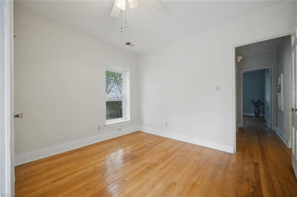 1101 Lexan Avenue, Norfolk, VA 23508 1101 Lexan Avenue, Norfolk, VA 23508