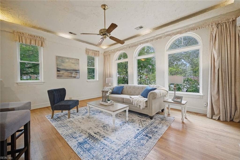 1101 Lexan Avenue, Norfolk, VA 23508 1101 Lexan Avenue, Norfolk, VA 23508