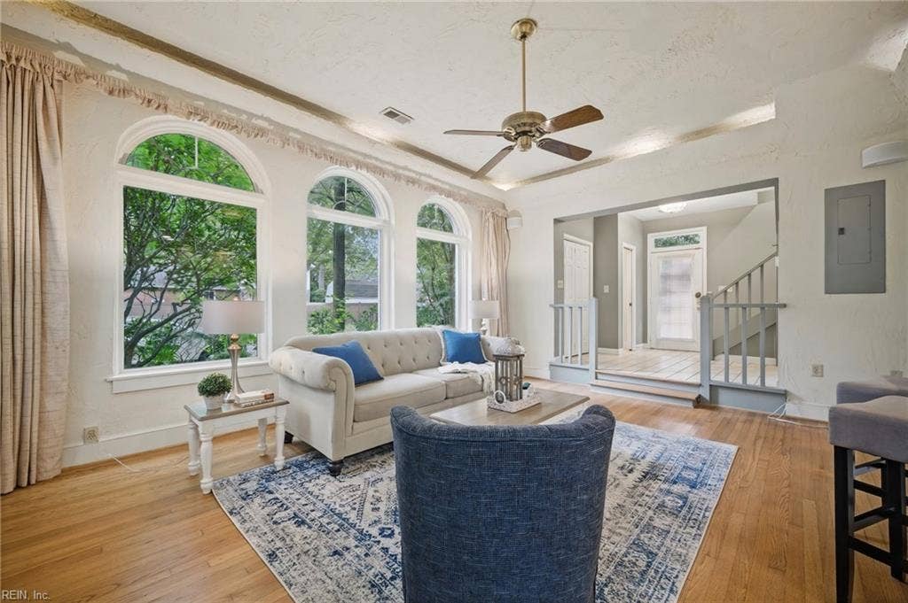 1101 Lexan Avenue, Norfolk, VA 23508 1101 Lexan Avenue, Norfolk, VA 23508