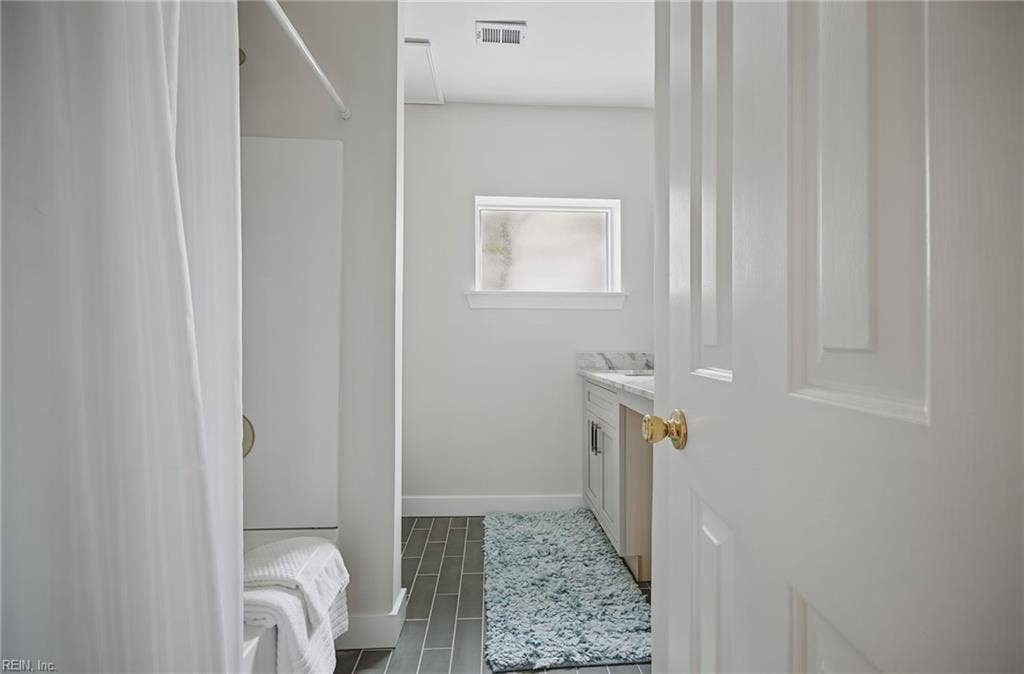 1101 Lexan Avenue, Norfolk, VA 23508 1101 Lexan Avenue, Norfolk, VA 23508