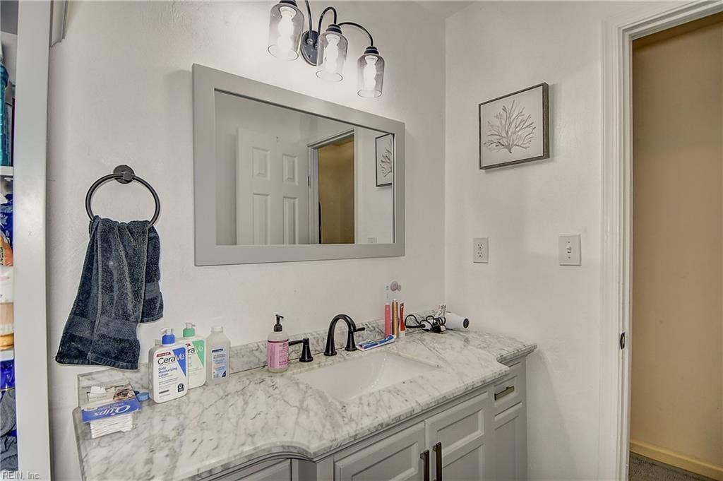 1937 Grey Friars Chase, Bellamy Plantation, Virginia Beach, VA 23456