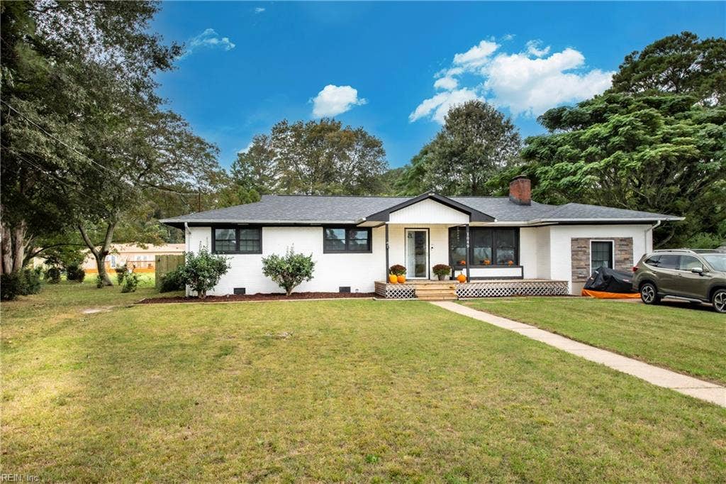 1049 Norwich Ave Avenue, Virginia Beach, VA 23455 1049 Norwich Ave Avenue, Virginia Beach, VA 23455