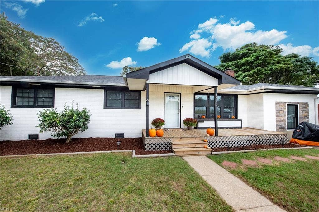 1049 Norwich Ave Avenue, Virginia Beach, VA 23455 1049 Norwich Ave Avenue, Virginia Beach, VA 23455