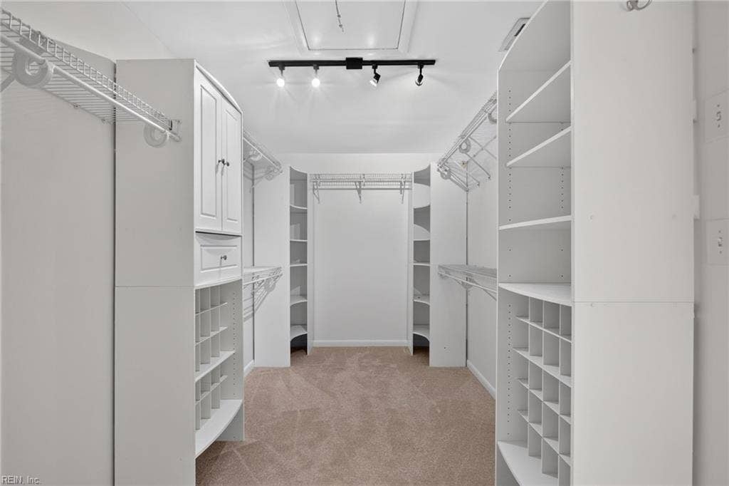 414 Pinewood Drive, Virginia Beach, VA 23451 Primary bedroom walk-in closet.