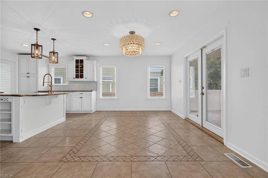 414 Pinewood Drive, Virginia Beach, VA 23451 414 Pinewood Drive, Virginia Beach, VA 23451