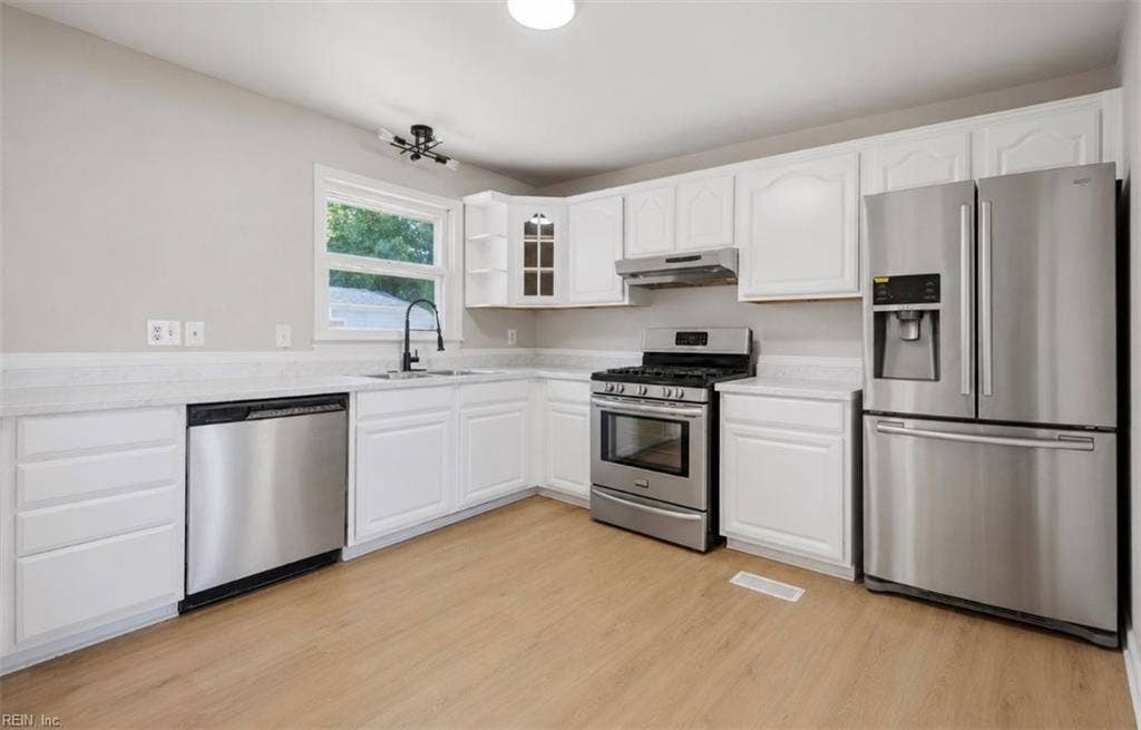 55 Calvary Terrace, Hampton, VA 23666 55 Calvary Terrace, Hampton, VA 23666