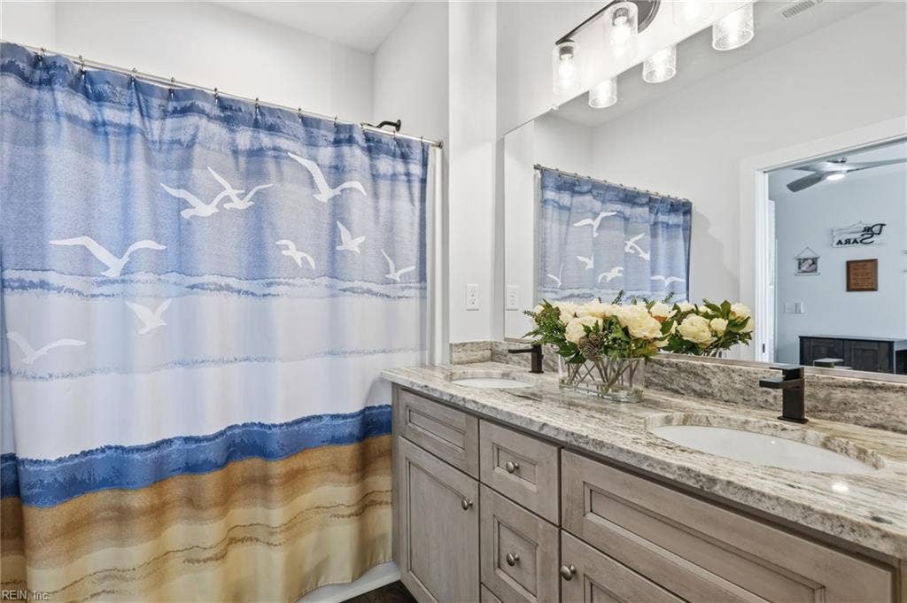 2793 Atwoodtown Road, Ashby's Bridge, Virginia Beach, VA 23456 1st floor full bath