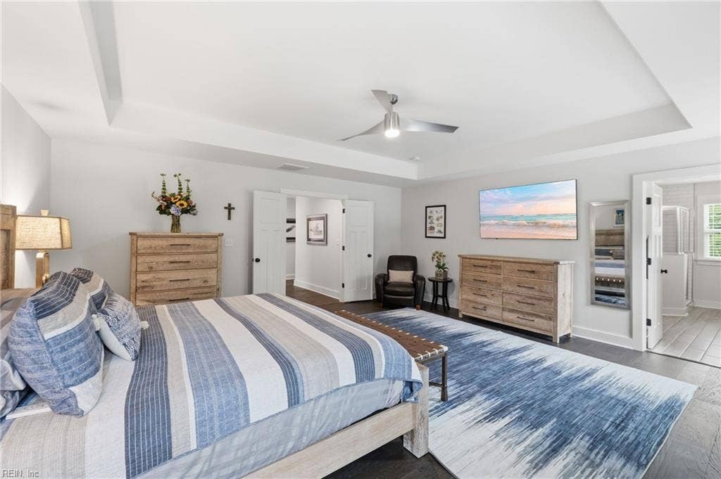 2793 Atwoodtown Road, Ashby's Bridge, Virginia Beach, VA 23456 2nd floor Primary suite