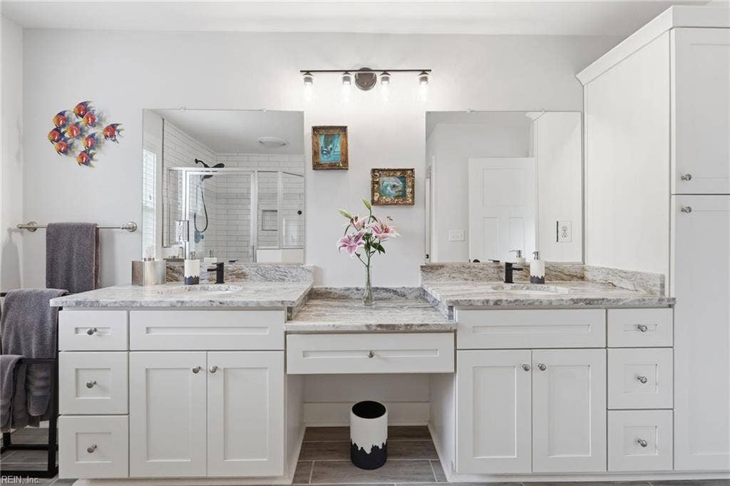 2793 Atwoodtown Road, Ashby's Bridge, Virginia Beach, VA 23456 2nd floor Primary bath