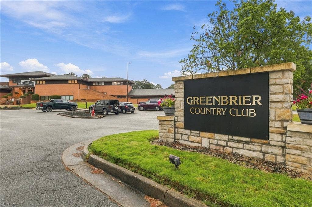 948 Shoal Creek Trail, #A, Fairways Villas, Chesapeake, VA 23320