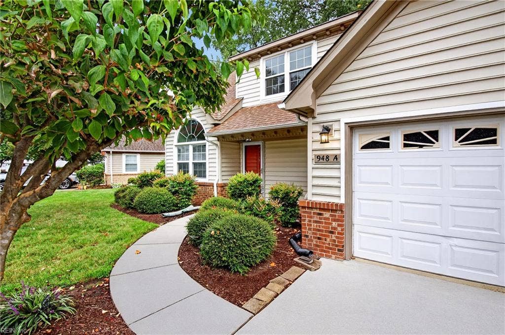 948 Shoal Creek Trail, #A, Fairways Villas, Chesapeake, VA 23320