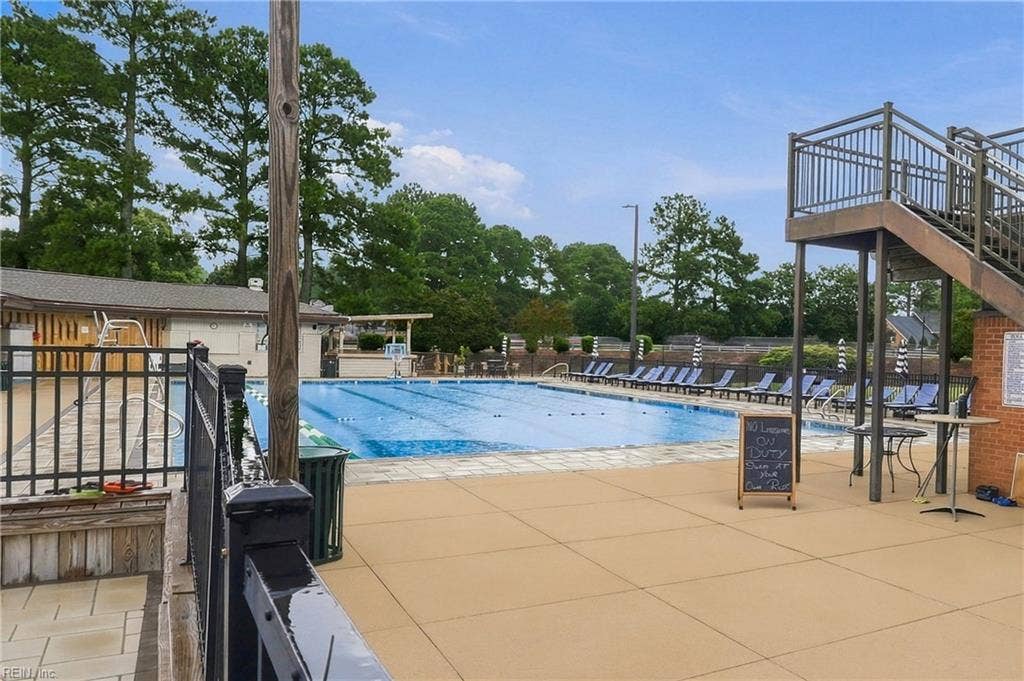 948 Shoal Creek Trail, #A, Fairways Villas, Chesapeake, VA 23320