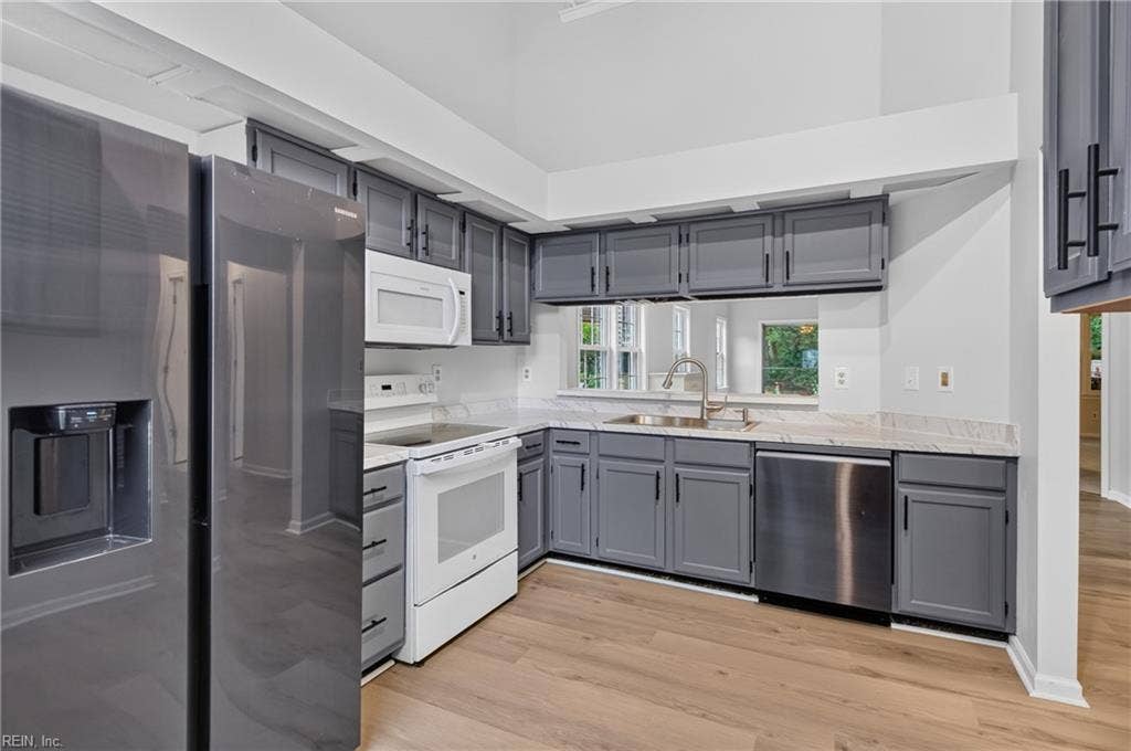 948 Shoal Creek Trail, #A, Fairways Villas, Chesapeake, VA 23320