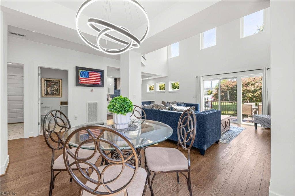 19 Brough Lane, Hampton, VA 23669 19 Brough Lane, Hampton, VA 23669