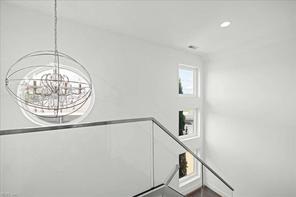19 Brough Lane, Hampton, VA 23669 19 Brough Lane, Hampton, VA 23669