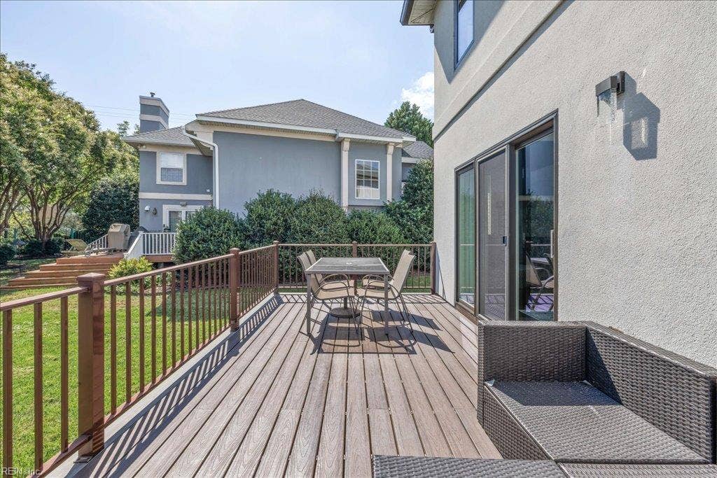 19 Brough Lane, Hampton, VA 23669 19 Brough Lane, Hampton, VA 23669