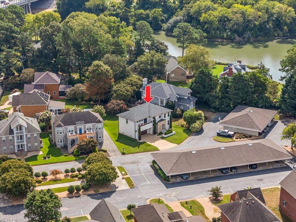 19 Brough Lane, Hampton, VA 23669 19 Brough Lane, Hampton, VA 23669