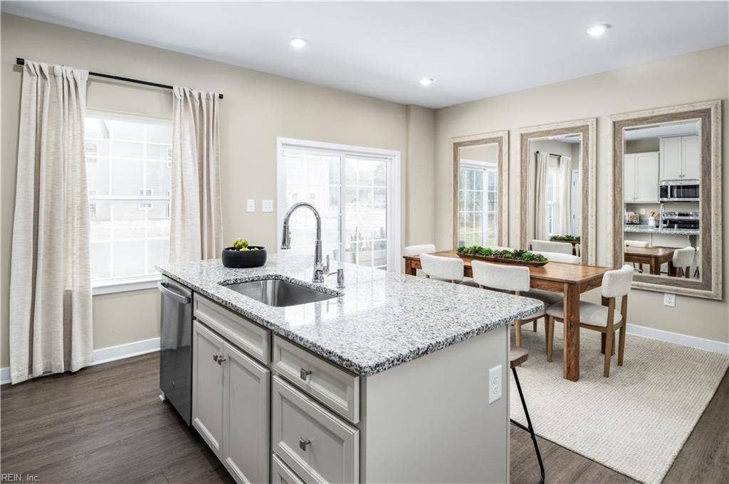 241 Reids Place Drive, Reids Place, Suffolk, VA 23434