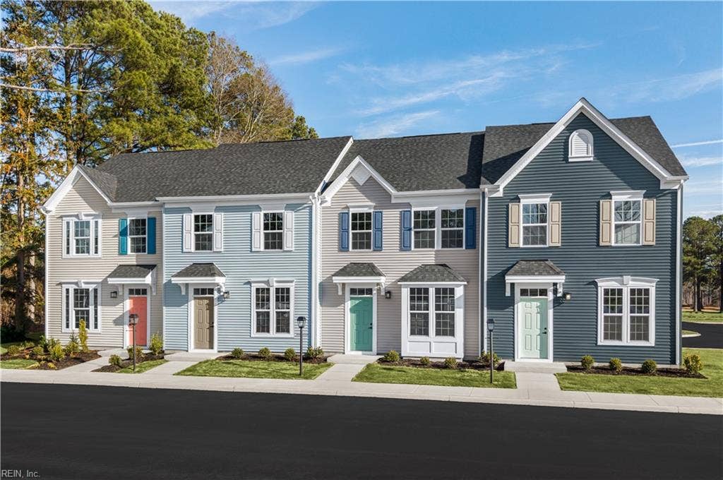 241 Reids Place Drive, Reids Place, Suffolk, VA 23434