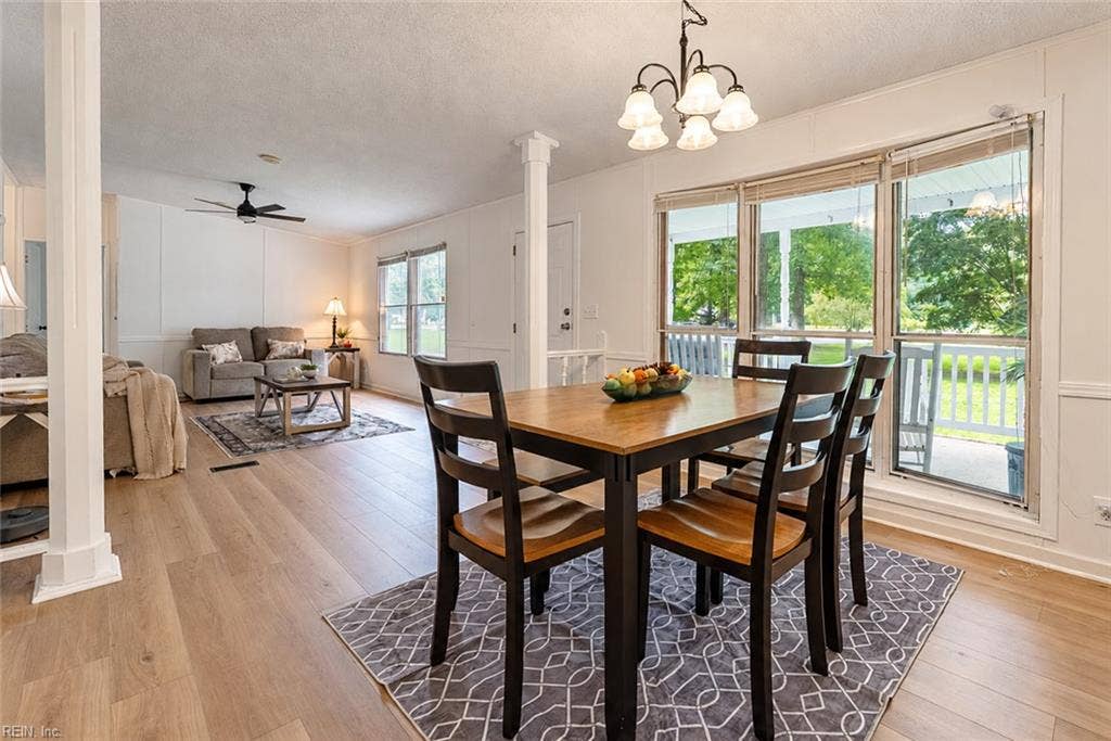 Open concept living room and dining room