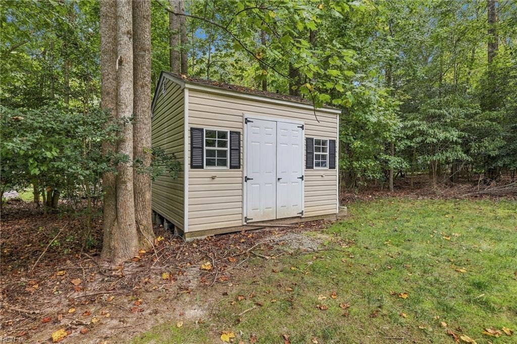 2037 Deerhunters Crossing, Mechanicsville, VA 23111 2037 Deerhunters Crossing, Mechanicsville, VA 23111