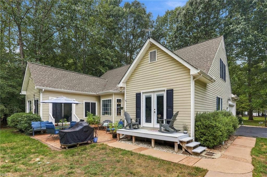 2037 Deerhunters Crossing, Mechanicsville, VA 23111 2037 Deerhunters Crossing, Mechanicsville, VA 23111