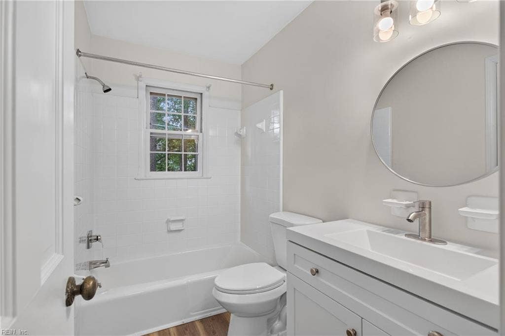 3208 Pineridge Drive, Chesapeake, VA 23321 3208 Pineridge Drive, Chesapeake, VA 23321