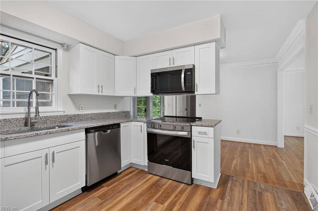 3208 Pineridge Drive, Chesapeake, VA 23321 3208 Pineridge Drive, Chesapeake, VA 23321