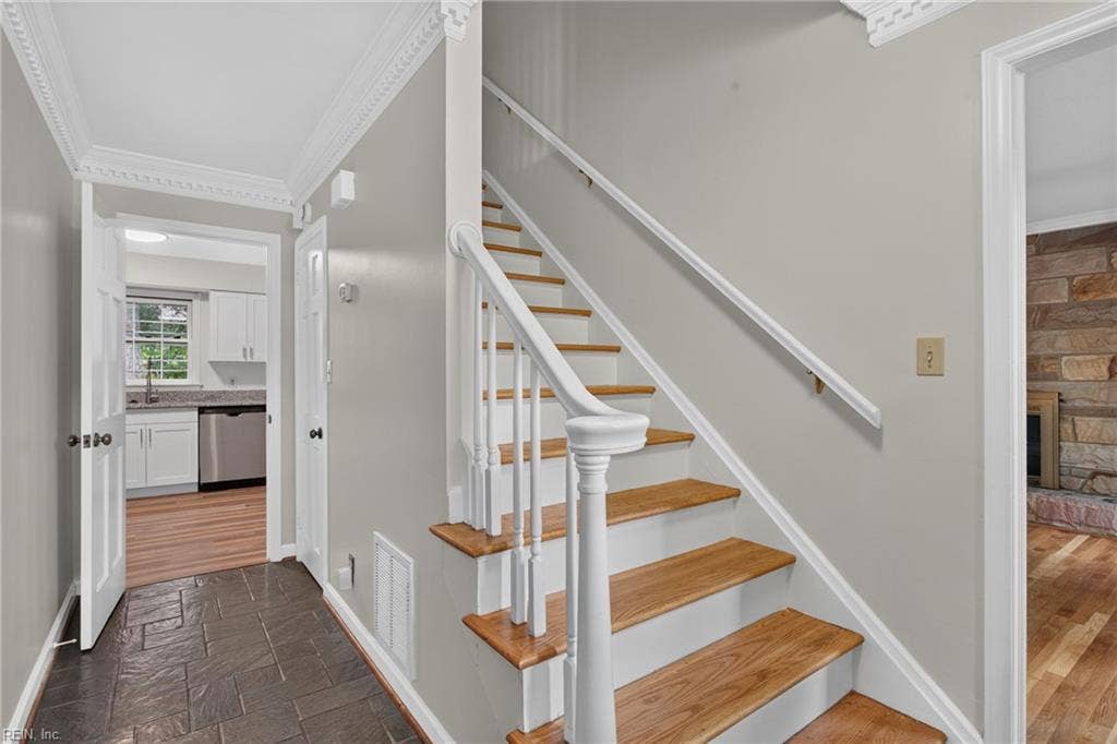 3208 Pineridge Drive, Chesapeake, VA 23321 3208 Pineridge Drive, Chesapeake, VA 23321